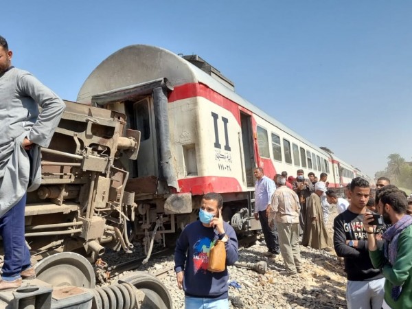 Няма загинали или пострадали български граждани при влаковата катастрофа в