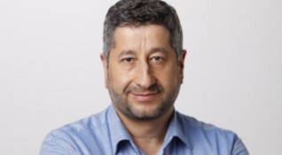 Съпредседателят на Демократична България Христо Иванов призова за бързо придвижване