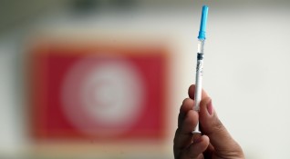 Русия регистрира версията на ваксината срещу коронавирус Спутник Лайт