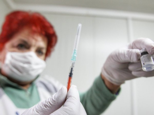 „Войната за ваксини в момента тепърва нараства. Ние не сме