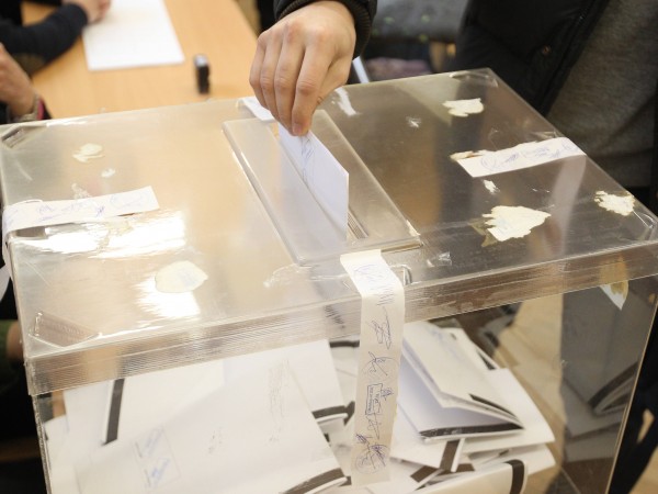 Изборната активност в страната към 11:00 часа е 12.5%, показват