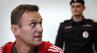 Кремъл заяви че ако опозиционерът Алексей Навални е болен той