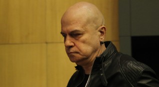 Слави Трифонов ще е депутат от Стара Загора като освобождава