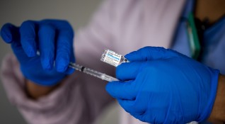 Съединените щати временно спират употребата на ваксината на Янсен Джонсън и