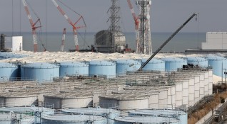 На оператора на японската атомна електроцентрала Фукушима беше забранено от
