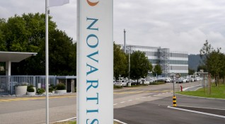 Швейцарският производител на лекарства Novartis подписа сделка за производство на