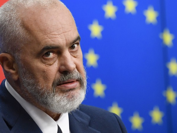 Албанският премиер Еди Рама заяви, че България блокирала процеса на
