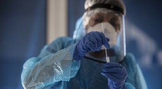 Пандемията от коронавирус може да бъде поставена под контрол само