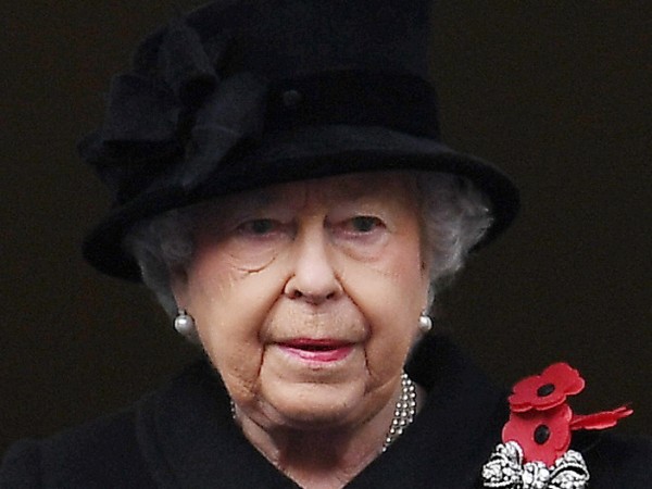 Кралица Елизабет Втора днес навършва 95 години. Заради смъртта на