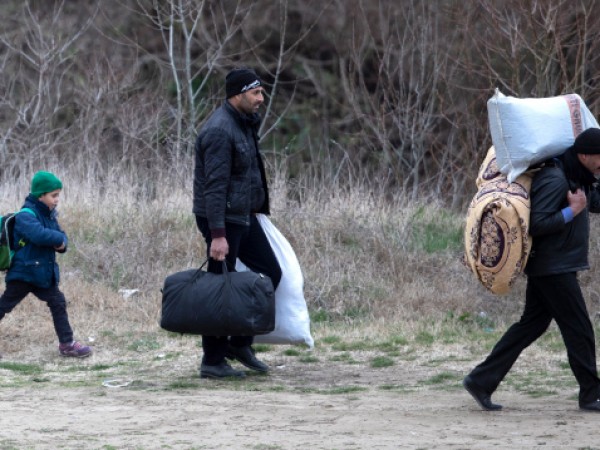 48 мигранти от Сирия и Ирак са били хванати премръзнали