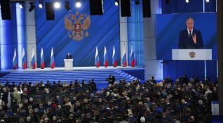 Руският президент Владимир Путин приветства отговора на Русия на пандемията