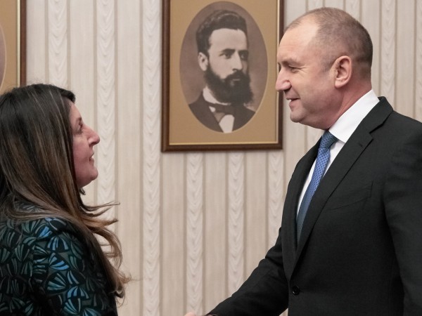 Държавният глава Румен Радев проведе днес работна среща на „Дондуков“