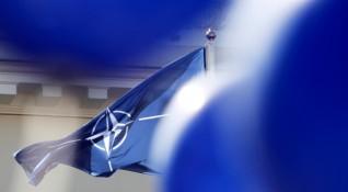 Срещата на върха на НАТО ще се проведе на 14