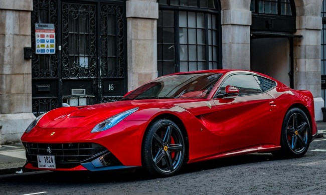 Ferrari  :         