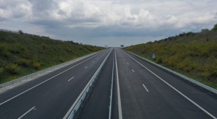 Движението в ремонтирания 10 км участък от автомагистрала Тракия от