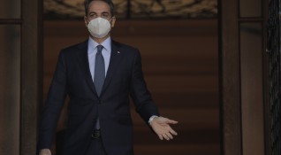 Премиерът на Гърция Кириакос Мицотакис обяви пет мерки за намаляване