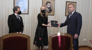 Както и обяви лидерът им Слави Трифонов номинираният за премиер