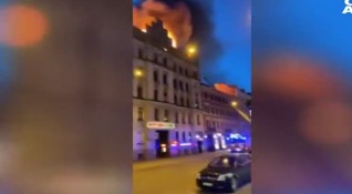 Осем души загинаха а 9 са ранени след пожар в