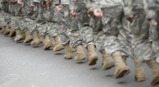 САЩ и НАТО започнаха днес окончателното изтегляне на своите войски