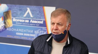 Главният акционер на Левски Наско Сираков спази обещанието си и