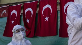 Най малко петима турски граждани живеещи в чужбина са били убити
