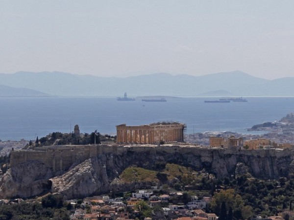 Днес в Гърция се отбелязва Деня на труда 1 май,