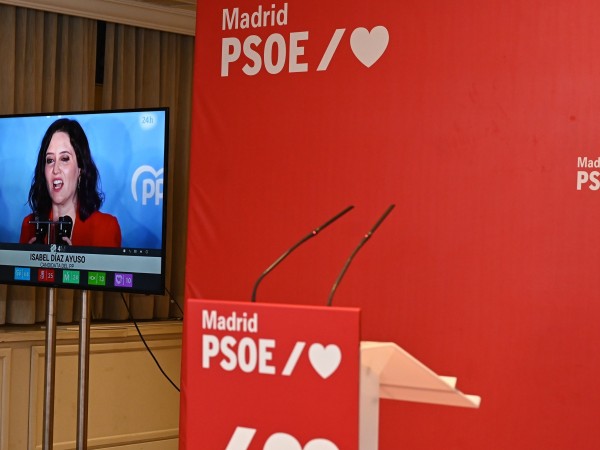 Консервативният лидер на испанската автономна област Мадрид Исабел Диас Аюсо