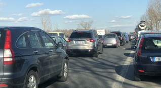 90 177 превозни средства са се върнали в София вчера