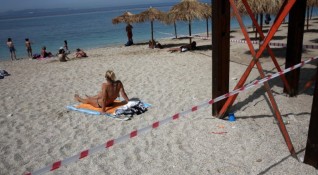 В Гърция започва облекчаването на ограничителните мерки отварят плажовете