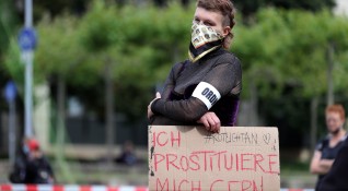 Секс работниците в Германия се оплакват пред BBC че забрана