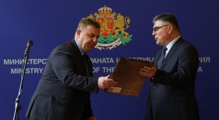 Служебният министър на отбраната Георги Панайотов встъпи в длъжност и
