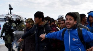 Опитите за влизане на нелегални мигранти от Гърция са се