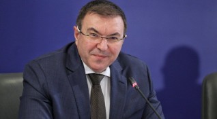 Бившият здравен министър Костадин Ангелов заяви че служебният министър Стойчо