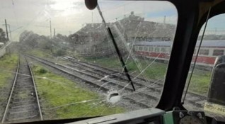 50 нападения срещу влакове на държавните железници са извършени от