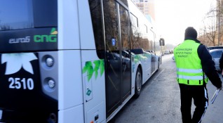 В сряда автобус на градския транспорт се блъсна в 7