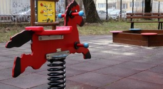 Екипи на МВР още претърсват 101 ва градина в София в