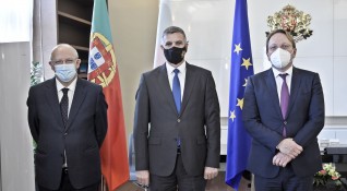 Премиерът Стефан Янев проведе среща с министъра на външните работи