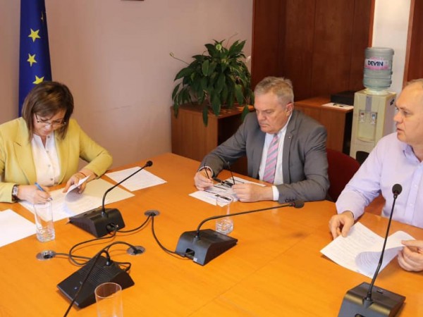 "БСП за България" подписа споразумение за общи политики и общо