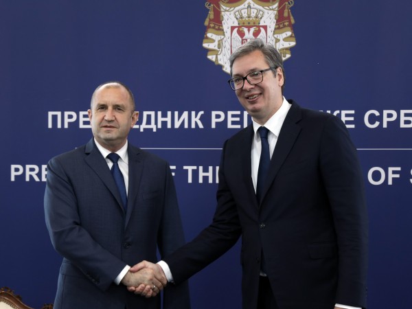 Започна срещата "на четири очи" между президентите на България и