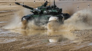 Русия достави на Сърбия модернизирани танкове тип Т 72МС и бронирани