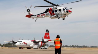 Пожарен хеликоптер катастрофира близо до летището в Лисбърг Флорида Това