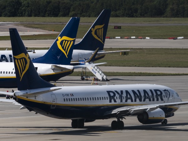 Принудителното отклоняване на пътнически самолет на Ryanair до столицата на
