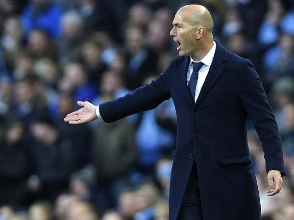 Треньорът на Реал Мадрид Зинедин Зидан е напуснал клуба, твърди
