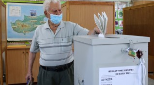 Кипърските избиратели излизат днес на парламентарни избори на фона на