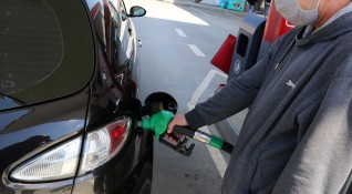 Цените на горивата няма да имат съществена промяна до края