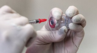 Общо 414 столичани се ваксинираха в четирите мобилни пункта разкрити