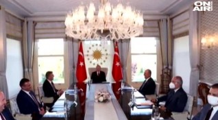 Турският президент Реджеп Ердоган прие делегация на Движението за права