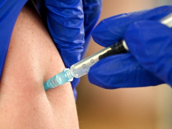 Използването на руската ваксина срещу коронавирус "Спутник V" започва от