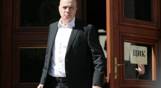 На следващите парламентарни избори Слави Трифонов няма да се кандидатира
