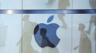 Служителите на Apple са започнали кампания целяща да отблъсне плановете